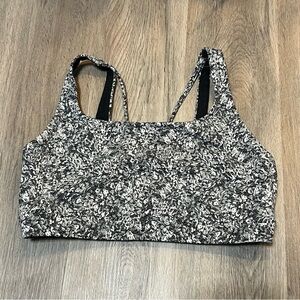 Athleta Women’s Medium Sports Bra Exhale Moonflower Jacquard Black White Strappy